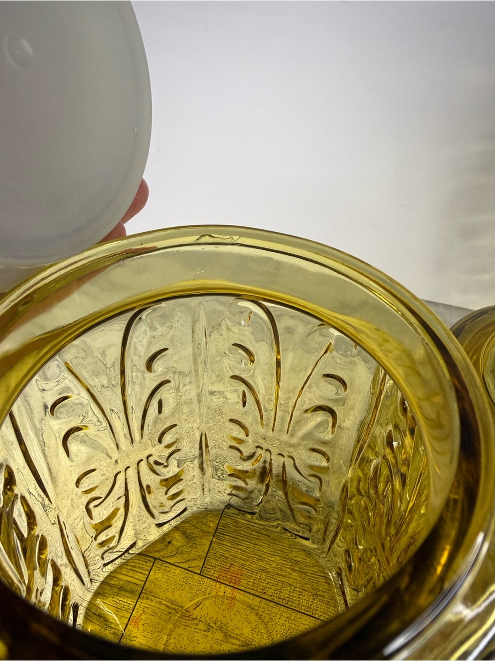 vintage LE Smith Amber Glass Atterbury Scroll canister set of 3 - Picture 7 of 8